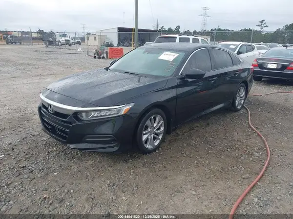 1HGCV1F11JA043358 2018 HONDA ACCORD - Image 2