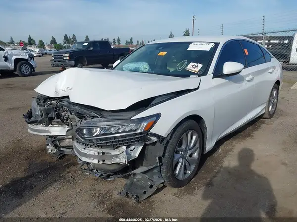 1HGCV1F11JA045868 2018 HONDA ACCORD - Image 2