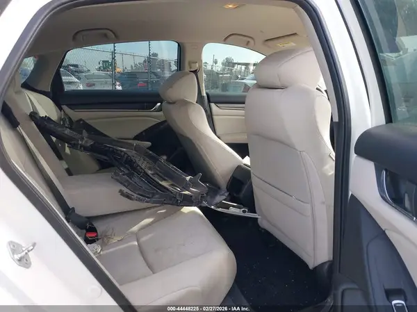 1HGCV1F11JA045868 2018 HONDA ACCORD - Image 8