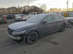1HGCV1F11JA060998 2018 HONDA ACCORD