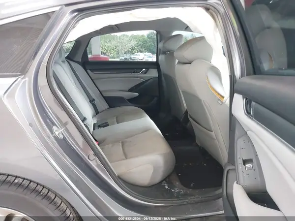 1HGCV1F11JA061567 2018 HONDA ACCORD - Image 8