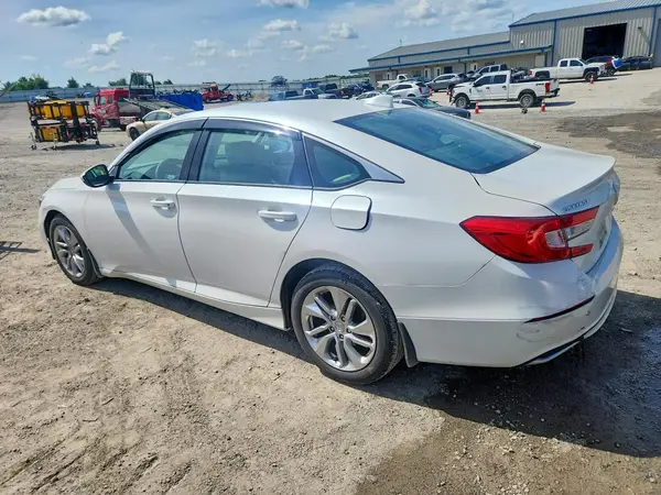 1HGCV1F11JA068292 2018 HONDA ACCORD - Image 2