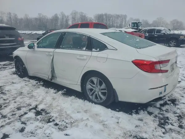1HGCV1F11JA074397 2018 HONDA ACCORD - Image 2