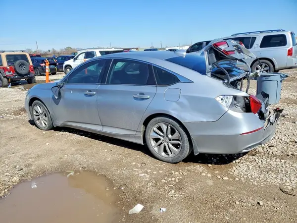 1HGCV1F11JA085643 2018 HONDA ACCORD - Image 2