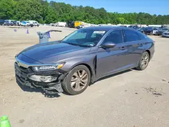 1HGCV1F11JA086386 2018 HONDA ACCORD