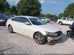 1HGCV1F11JA111027 2018 HONDA ACCORD