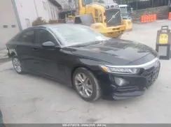 1HGCV1F11JA130824 2018 HONDA ACCORD