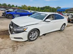 1HGCV1F11JA136090 2018 HONDA ACCORD