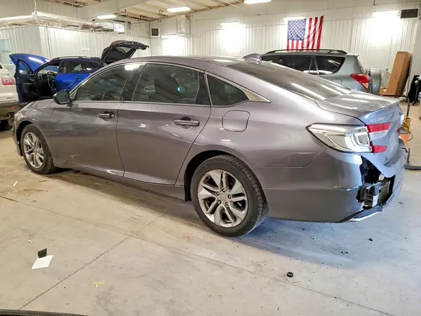 1HGCV1F11JA138454 2018 HONDA ACCORD - Image 2