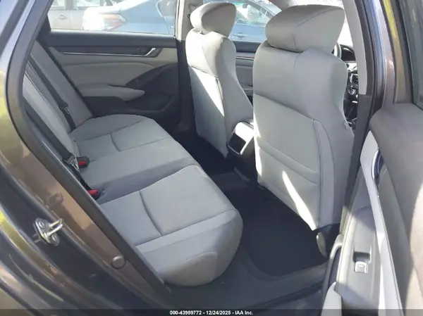 1HGCV1F11JA141127 2018 HONDA ACCORD - Image 8