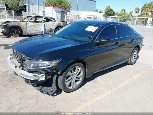 1HGCV1F11JA161037 2018 HONDA ACCORD - Image 2