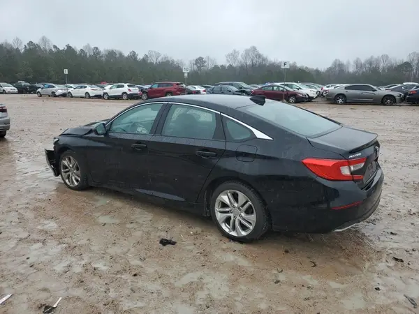 1HGCV1F11JA173818 2018 HONDA ACCORD - Image 2