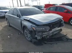 1HGCV1F11JA200533 2018 HONDA ACCORD