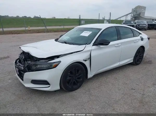 1HGCV1F11JA205361 2018 HONDA ACCORD - Image 2