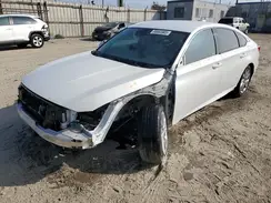 1HGCV1F11JA205375 2018 HONDA ACCORD