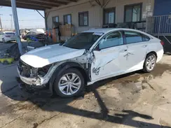 1HGCV1F11JA213749 2018 HONDA ACCORD