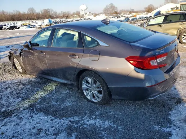 1HGCV1F11JA233063 2018 HONDA ACCORD - Image 2