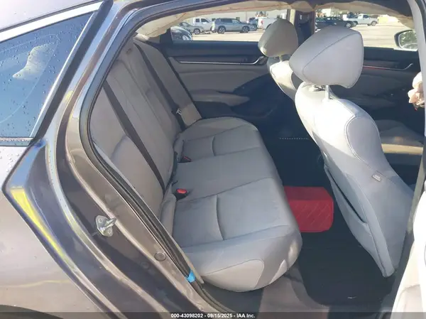 1HGCV1F11JA242264 2018 HONDA ACCORD - Image 8