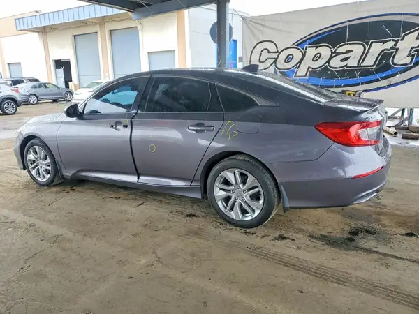 1HGCV1F11JA243740 2018 HONDA ACCORD - Image 2