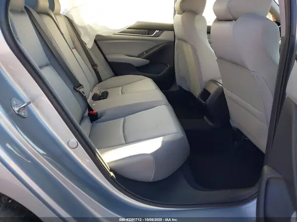 1HGCV1F11JA246718 2018 HONDA ACCORD - Image 8