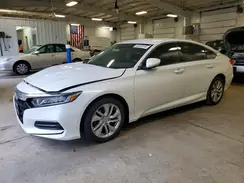 1HGCV1F11JA260215 2018 HONDA ACCORD