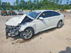 1HGCV1F11JA262059 2018 HONDA ACCORD