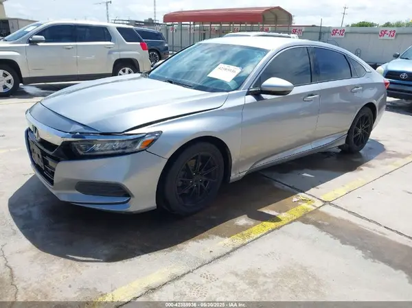 1HGCV1F11KA018302 2019 HONDA ACCORD - Image 2