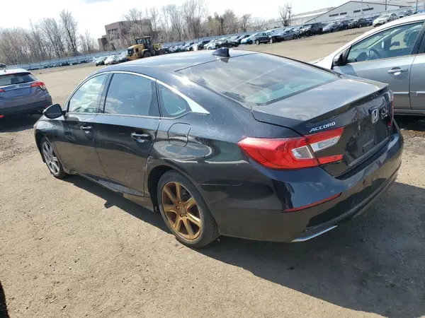 1HGCV1F11KA040557 2019 HONDA ACCORD - Image 2