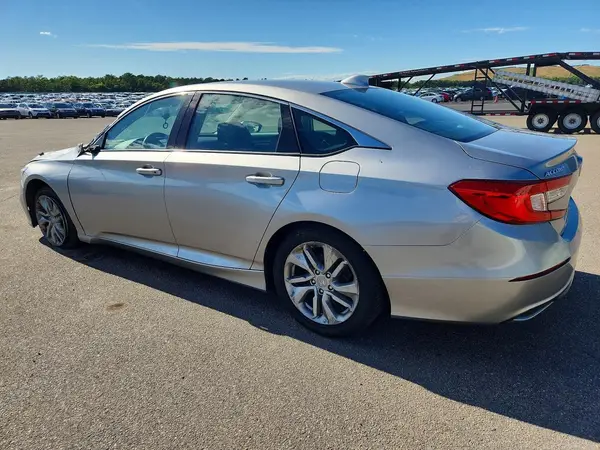 1HGCV1F11KA050053 2019 HONDA ACCORD - Image 2