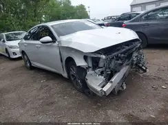 1HGCV1F11KA098698 2019 HONDA ACCORD