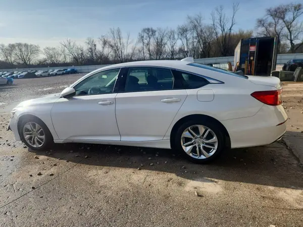 1HGCV1F11KA130601 2019 HONDA ACCORD - Image 2