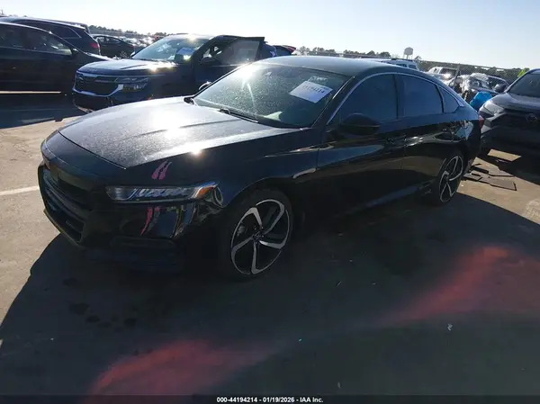1HGCV1F11KA141131 2019 HONDA ACCORD - Image 2