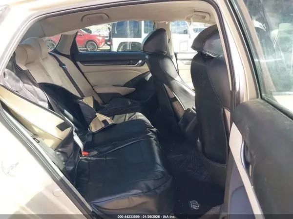 1HGCV1F11KA154171 2019 HONDA ACCORD - Image 8