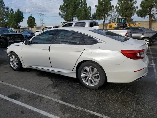 1HGCV1F11KA155823 2019 HONDA ACCORD - Image 2