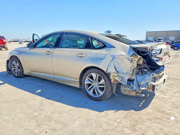 1HGCV1F11KA163808 2019 HONDA ACCORD - Image 2