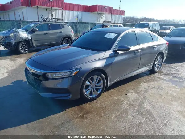 1HGCV1F11KA174680 2019 HONDA ACCORD - Image 2