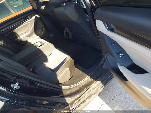 1HGCV1F11KA175411 2019 HONDA ACCORD - Image 8