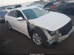 1HGCV1F11KA176882 2019 HONDA ACCORD