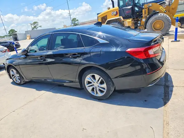 1HGCV1F11LA043573 2020 HONDA ACCORD - Image 2