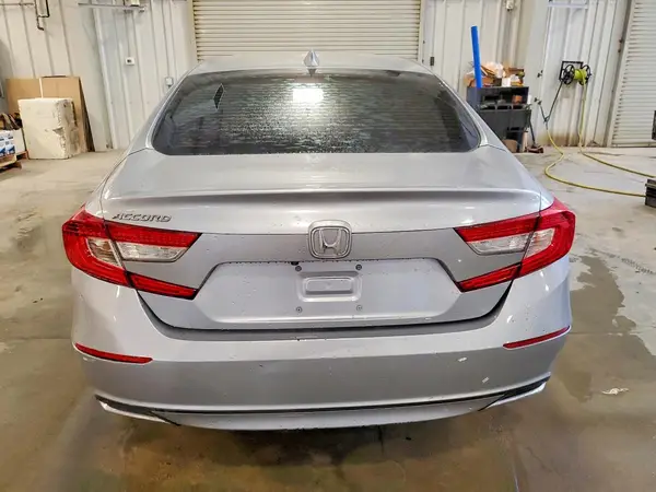 2020 HONDA ACCORD auction photo 6