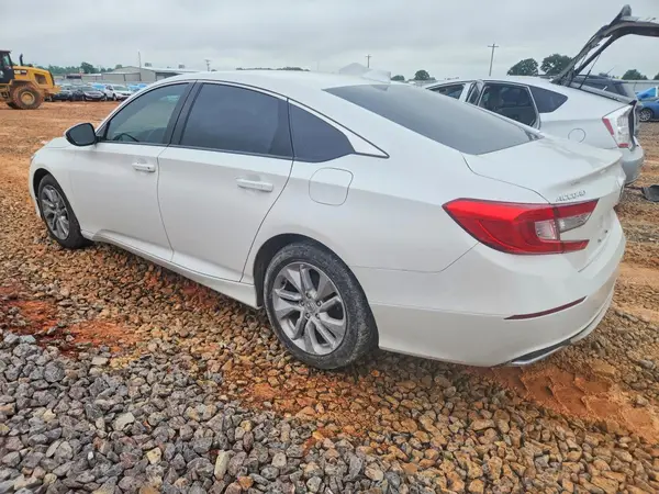 1HGCV1F11LA104565 2020 HONDA ACCORD - Image 2
