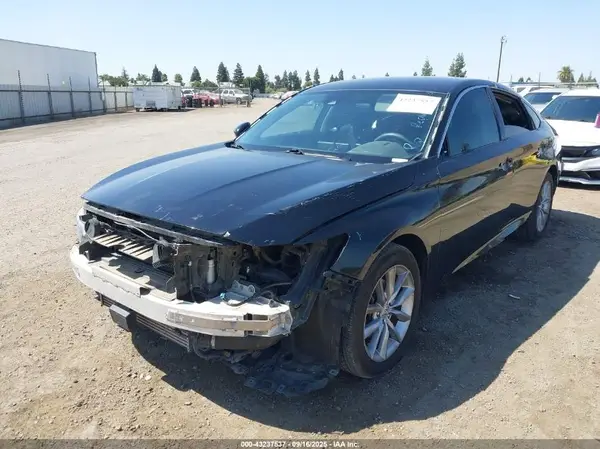 1HGCV1F11MA033367 2021 HONDA ACCORD - Image 2