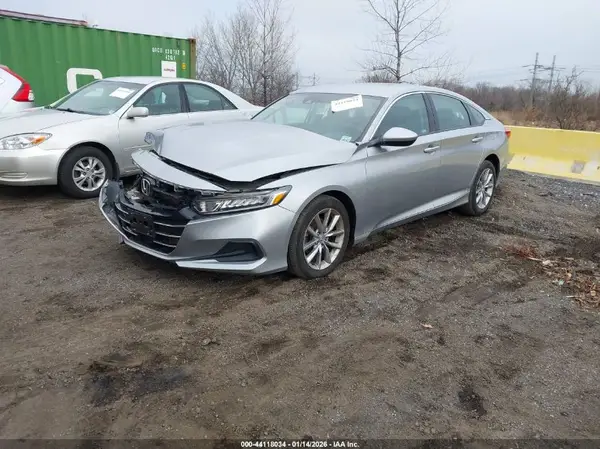 1HGCV1F11NA018465 2022 HONDA ACCORD - Image 2