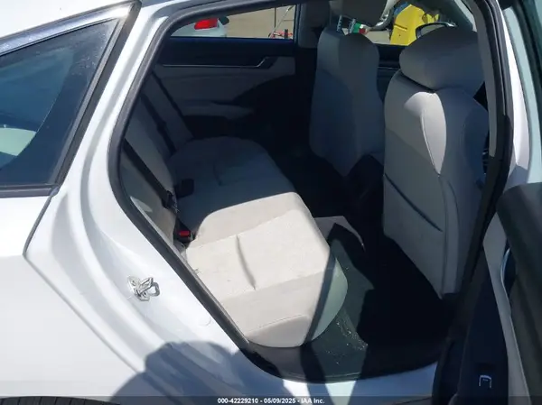 1HGCV1F12JA001751 2018 HONDA ACCORD - Image 8
