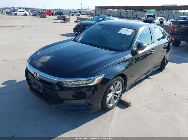 1HGCV1F12JA008828 2018 HONDA ACCORD - Image 2