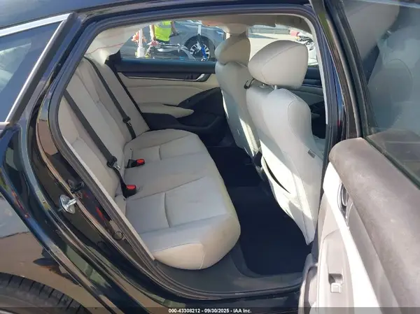 1HGCV1F12JA008828 2018 HONDA ACCORD - Image 8