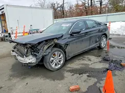 1HGCV1F12JA030084 2018 HONDA ACCORD