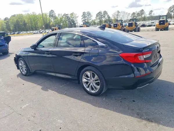 1HGCV1F12JA030246 2018 HONDA ACCORD - Image 2