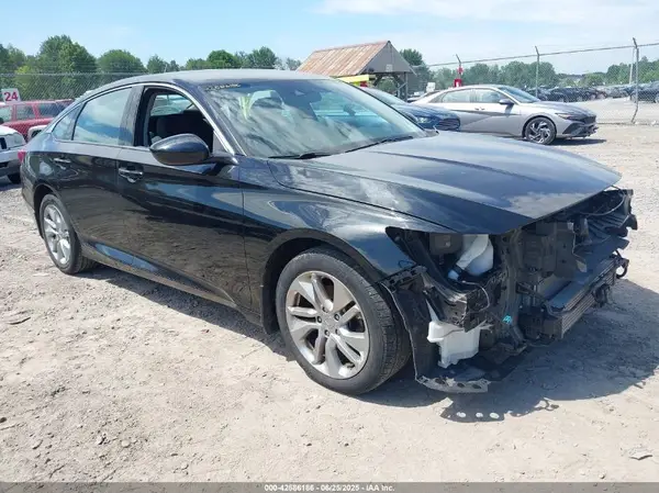 1HGCV1F12JA055017 2018 HONDA ACCORD - Image 1