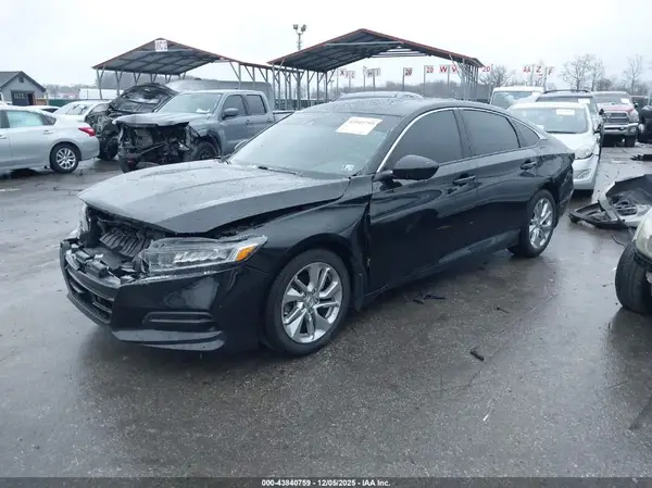 1HGCV1F12JA073095 2018 HONDA ACCORD - Image 2